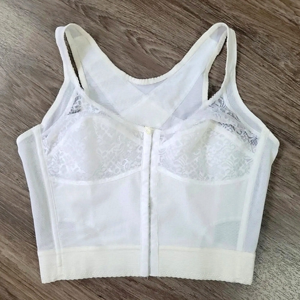 Vintage Gelmart Corset Bustier Bra White Lace Nylon C… Gem